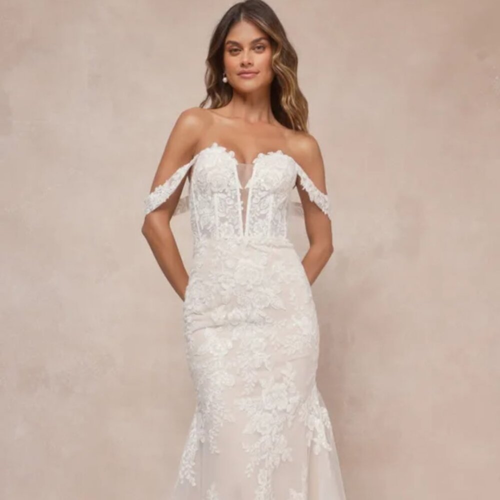 New With Tags, Size 6, Lulu's Endless Dedication White Embroidered Dress